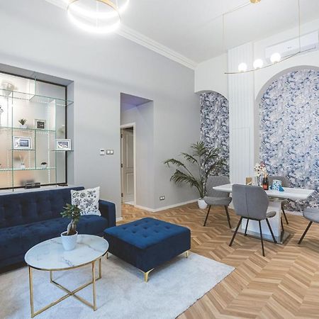 Luxury Gold 2 Bedroom Apartment Budapest Exterior photo