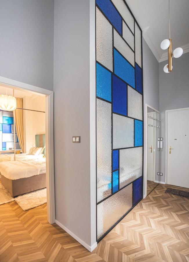 Luxury Gold 2 Bedroom Apartment Budapest Exterior photo